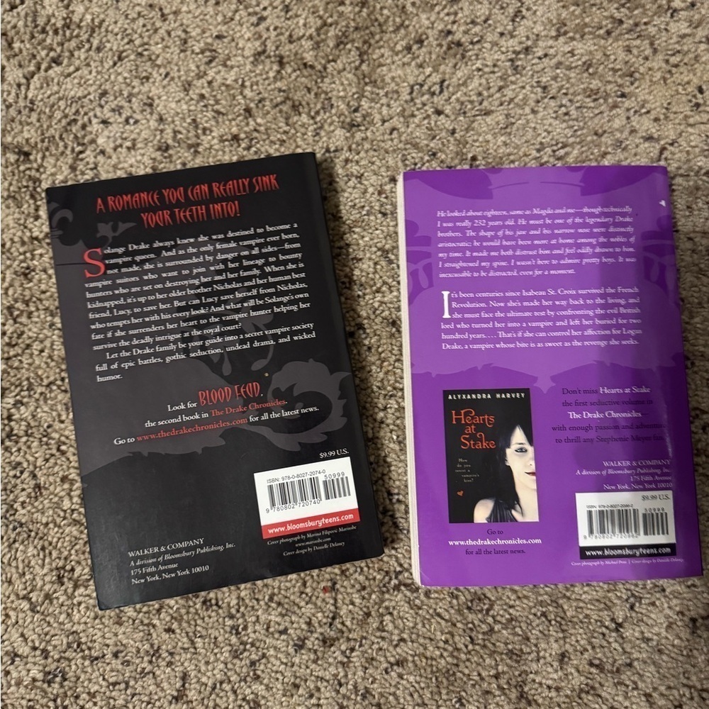 Alyxandra Harvey Vampire Book Set - Hearts at Stake & Blood Feud - Picture 8 of 8